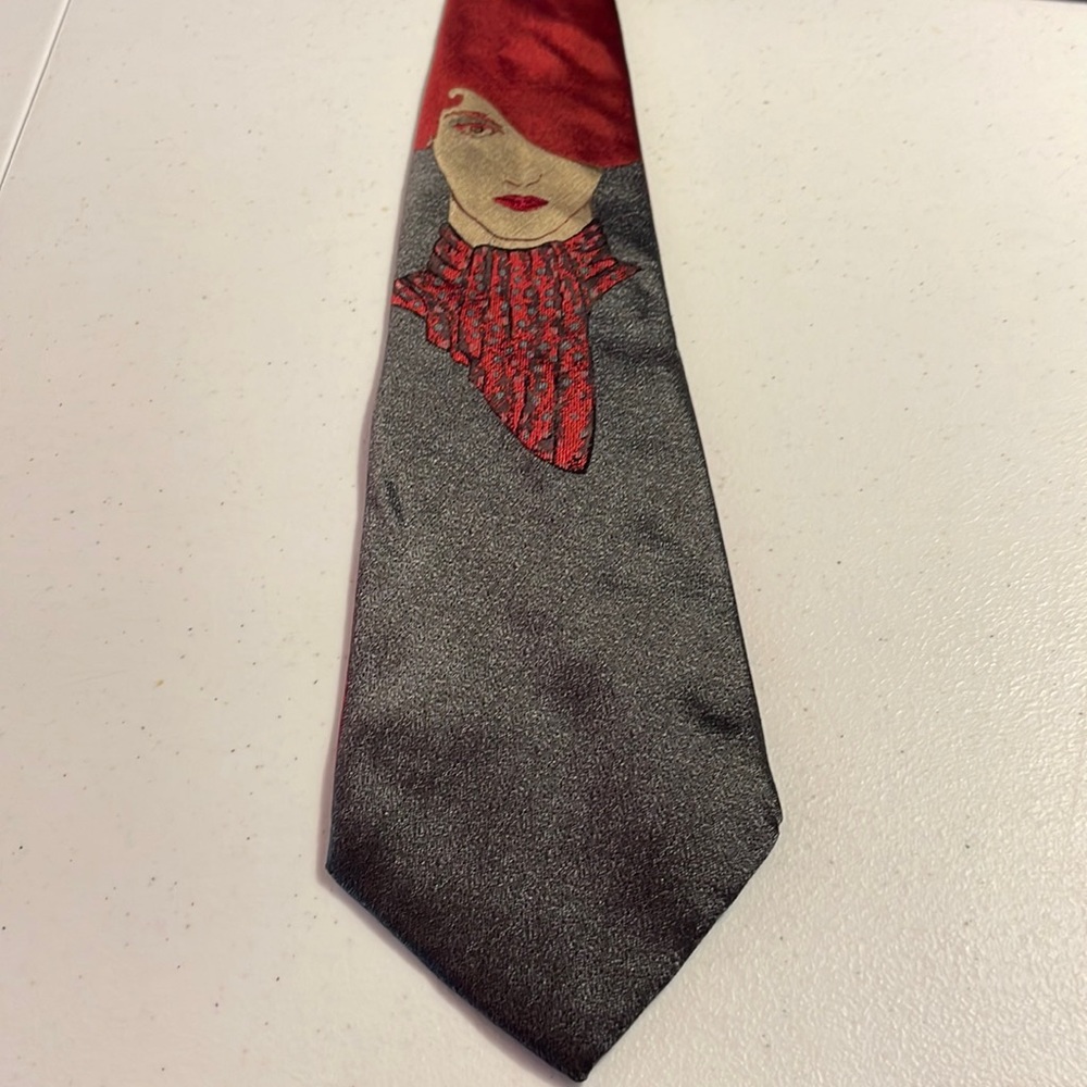 X’Andrini 💯 Silk Handmade Tie w/face in Burgundy & Blue